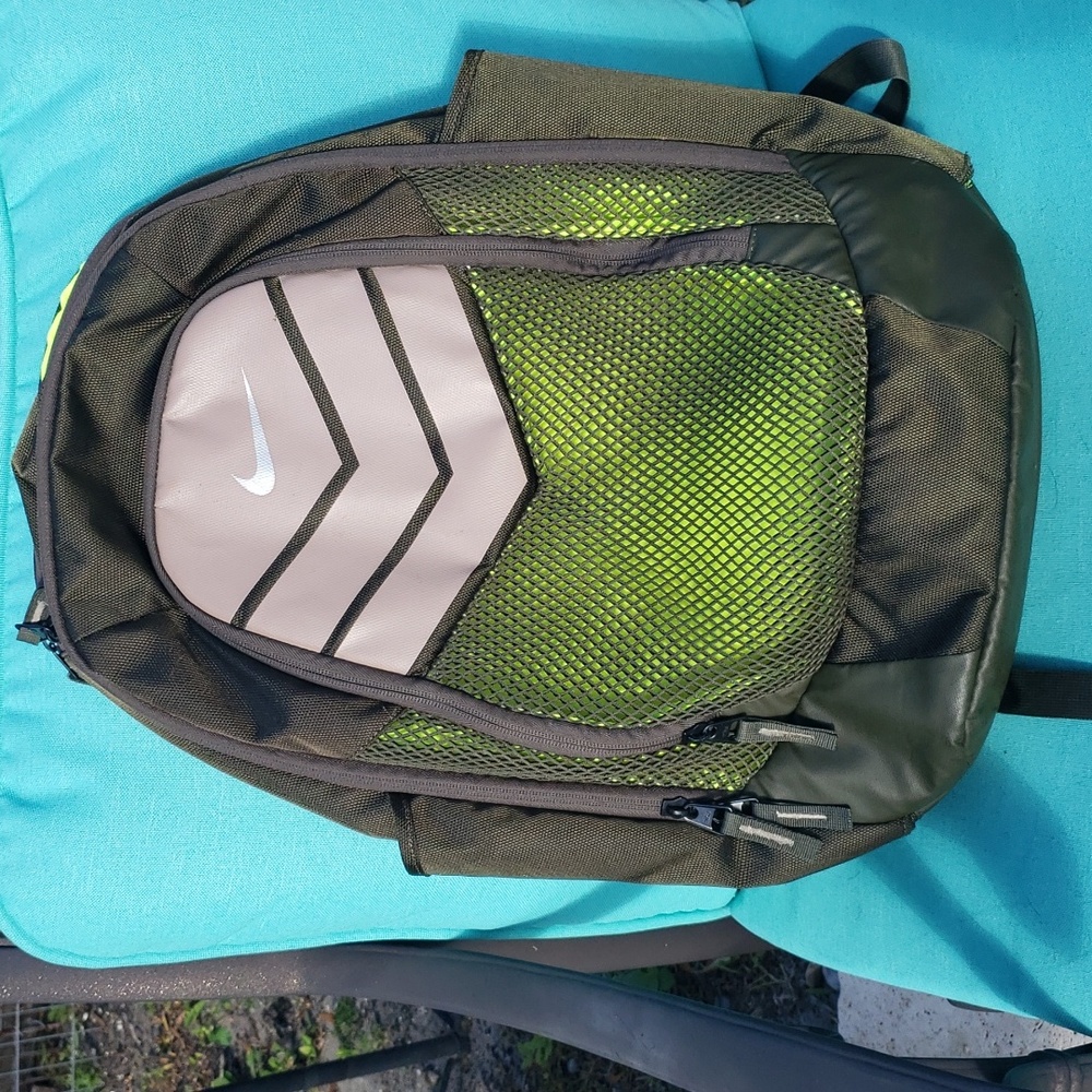 Nike Max Air Backpack - Army Green and neon